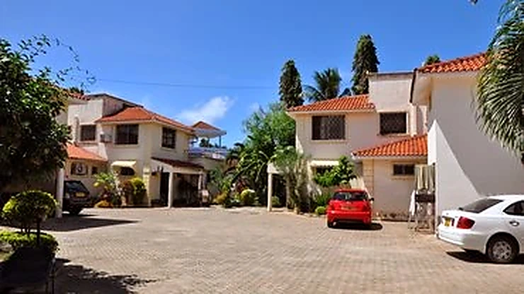 Residential Development – Links Road