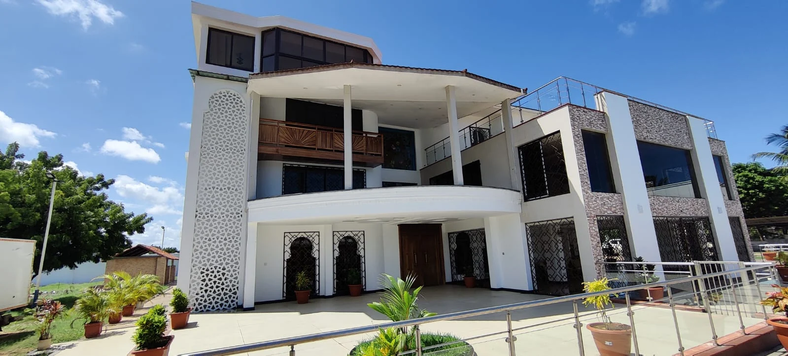 Private Mansion – Kikambala – project photograph 3
